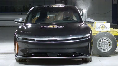 Найбезпечніші автомобілі для водіїв та дітей: рейтинг