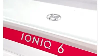 Кондитер зробив точну копію Hyundai IONIQ 6 з шоколаду: відео
