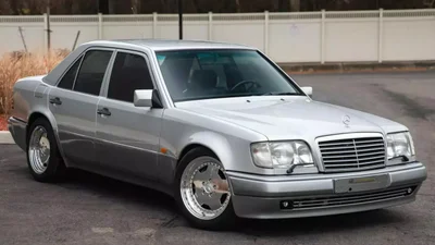 Легендарный Mercedes-Benz E60 AMG появился в продаже