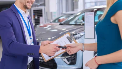 Законопроєкт про продаж вживаних авто дилерами - Auto24