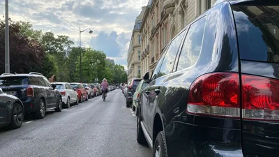 Париж витісняє позашляховики зі своїх вулиць - Auto24
