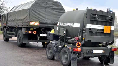 Поляки дарують Україні причіп для перевезення вибухонебезпечних предметів - Auto24