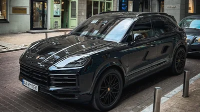 Оновлений Porsche Cayenne вже на дорогах Києва - Auto24