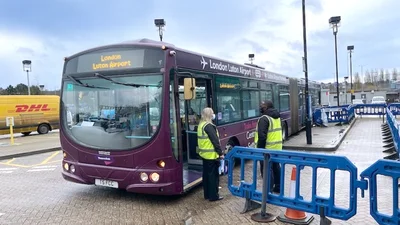 Британці передають ЗСУ і нашій освіті незвичні автобуси - Auto24