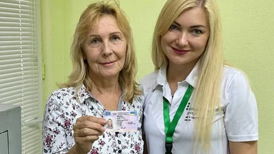 За 47 лет украинка впервые заменила права - Auto24