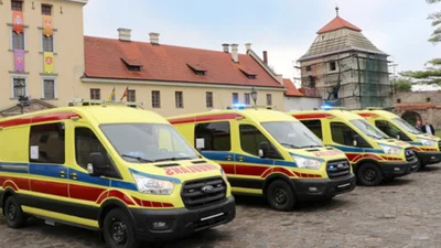 Польща подарувала нові реанімобілі - Auto24