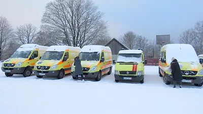 Латвія знову відправила в Україну два каравани техніки - Auto24