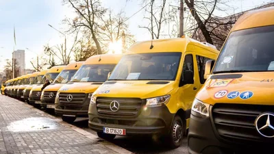 Польща подарувала Дніпропетровщині  20 шкільних автобусів - Auto24