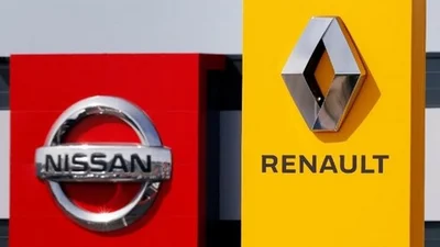 Renault продает акции Nissan - Auto24