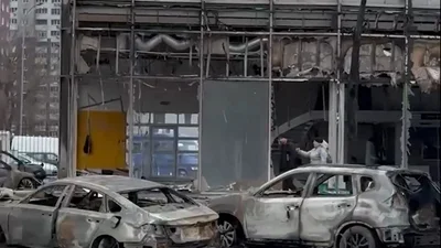 В Києві після прильоту згоріло близько 30 нових машин - Auto24