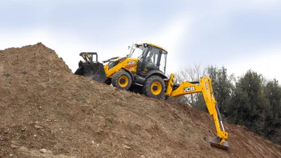 Львівщина знову відправила на фронт техніку допомоги - Auto24