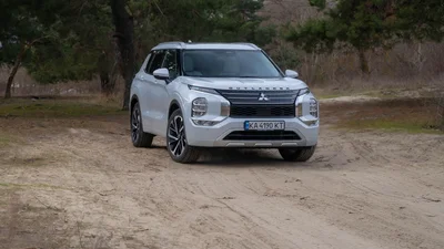 Mitsubishi Outlander: Тест-драйв, опис, фото, ціни - Auto24