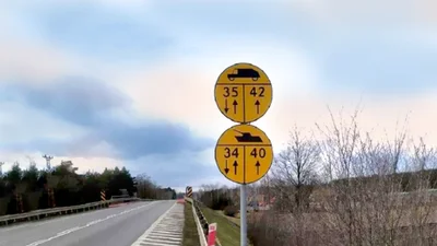 Автомагістралі Польщі зарясніли дорожніми знаками для водіїв воєнної техніки, які відсутні в ПДР - Auto24