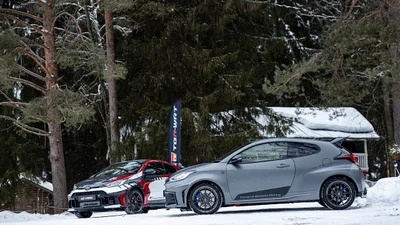 Компанія Toyota презентувала лімітовані версії GR Yaris: Ogier і Rovanperä - Auto24