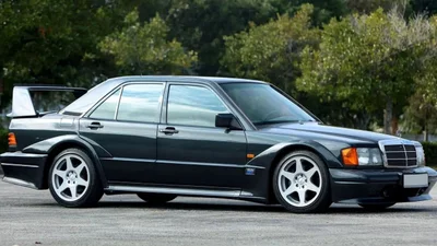 Mercedes 190 соліста Jamiroquai продають за 425 000 доларів - Auto24