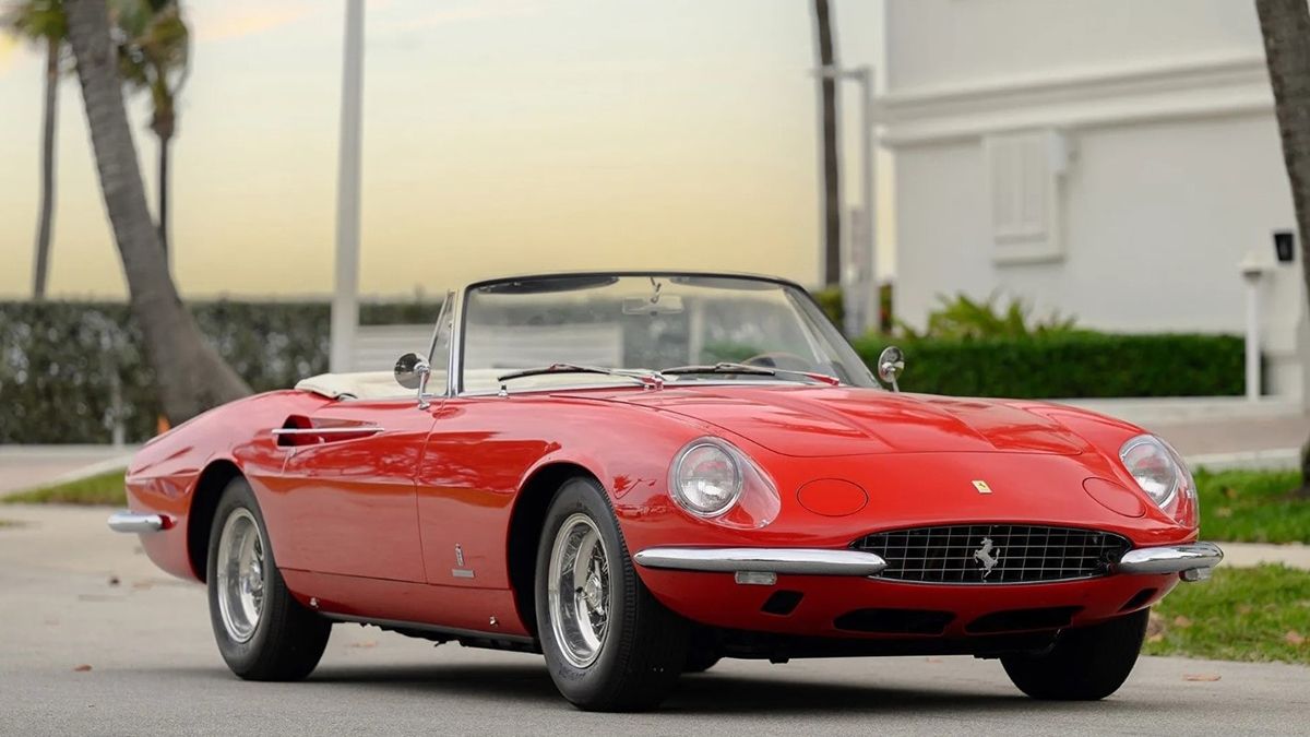 На аукцион выставили Ferrari 365 California Spyder 1967 года стоимостью  более 4 миллионов долларов - Auto24