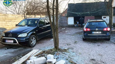 На Житомирщине нашли подпольный автосалон гуманитарных машин