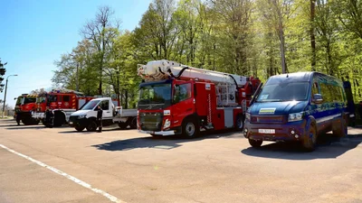 Вінницька ДСНС поповнила автопарк відразу на 5 машин - Auto24