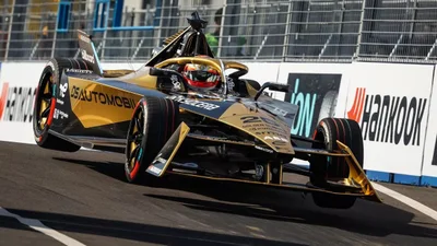 Formula E повторно відклала запуск технології швидкої зарядки під час перегонів - Auto24