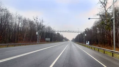 На самой длинной автотрассе Украины установили очередной WIM-портал: что он определяет