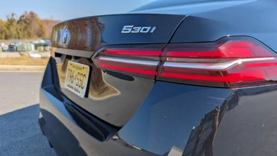 BMW відмовилось від маркування "i" в назві бензинових авто - Auto24