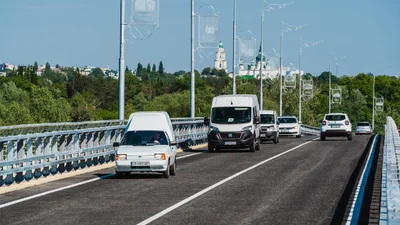 Восстановленный мост через Десну возобновил сообщение Киева и Чернигова