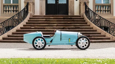 Легендарные Bugatti Type 35 1924 года уменьшили и поместили электродвигатель