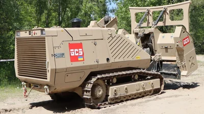 Трактор-розміновувач GCS-200 працюватиме у Бучанському районі: відео