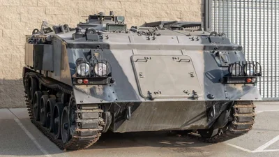 Бригада "Азова" отримає від благодійників 17 британських БТР - Auto24