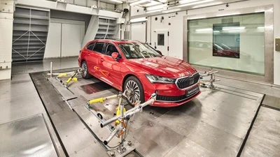 Škoda запускает новый симуляционный центр для испытаний автомобилей