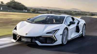В Lamborghini розповіли про можливості електрифікованих моделей - Auto24