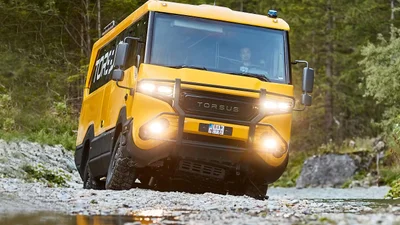 Українці в Чехії презентували нову версію позашляхового автобуса Torsus Praetorian TG3