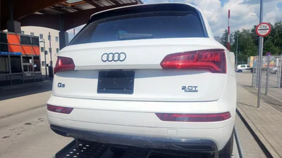 Керівник-благодійник "Для ЗСУ" пускав у продаж - Auto24