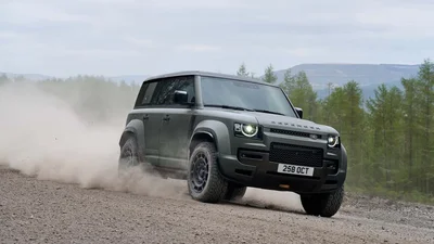 Презентовано найшвидший та найпотужніший Land Rover Defender в історії - Auto24