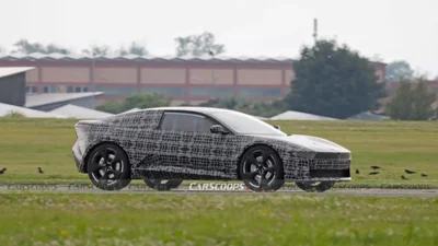 Шпионы заметили новое спортивное купе от BMW: фото - Auto24