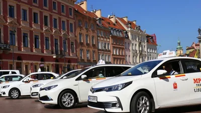 В Варшаве с осени подорожает такси - Auto24