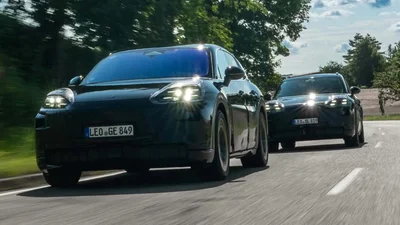 Porsche оставит бензиновый V-8 для Cayenne - Auto24