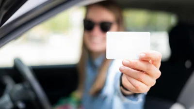 Последствия покупки водительских "прав" - Auto24