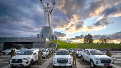 Литва передала Україні одним пакетом 230 пікапів - Auto24