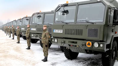 У Польщі терміново оновлюють парк армійських машин: що спонукало - Auto24