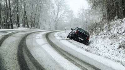 Як їздити в сніг та ожеледицю - Auto24