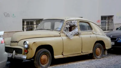 Львів озвучив процедуру звільнення міста від покинутими автівок - Auto24