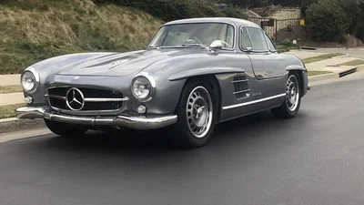 Підроблений Mercedes-Benz 300 SL Gullwing продадуть на аукціоні - Auto24
