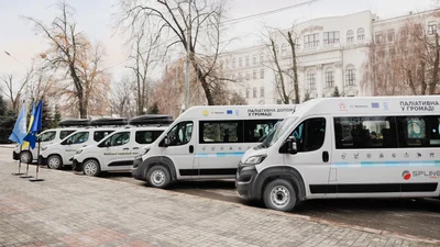 Спецтранспорт паліативної допомоги направлено в регіони - Auto24
