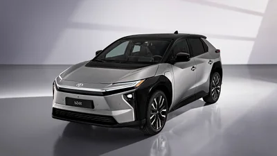 Toyota представила електрокросовер bZ4x 2026 модельного року: що змінилось - Auto24