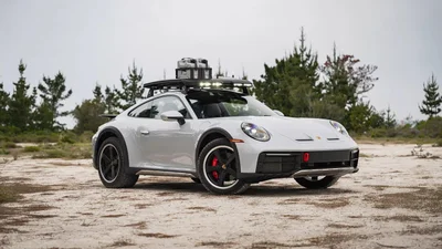 Подержанный Porsche 911 Dakar продали на $100 тысяч дороже, чем стоит новый такой- Auto24