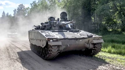 Сотни бронемашин закупили страны на севере Европы - Auto24