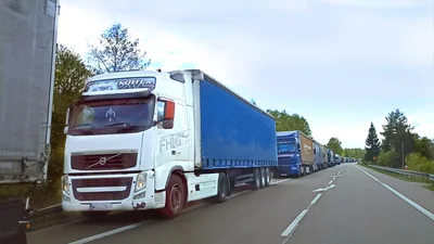 Польські перевізники через суд вибили дозвіл на протест й блокування кордону - Auto24