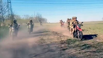 Байкери штурмової роти "Скала" використовують мотоцикли Forte - Auto24