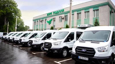 Цукровари та борошномели тепер їздитимуть на автобусах Ford Transit